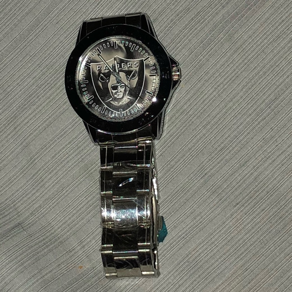 MENS QUARTZ WATCH